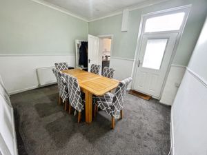 Dining room- click for photo gallery